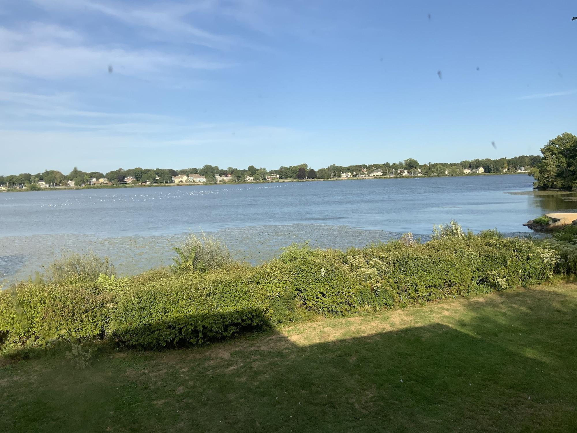 Lakeside Inn Wakefield Ngoại thất bức ảnh