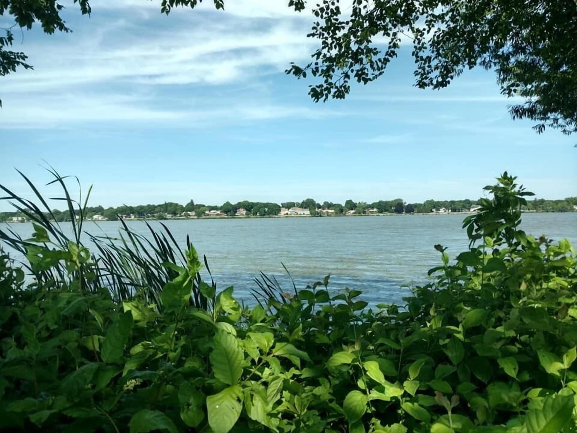Lakeside Inn Wakefield Ngoại thất bức ảnh