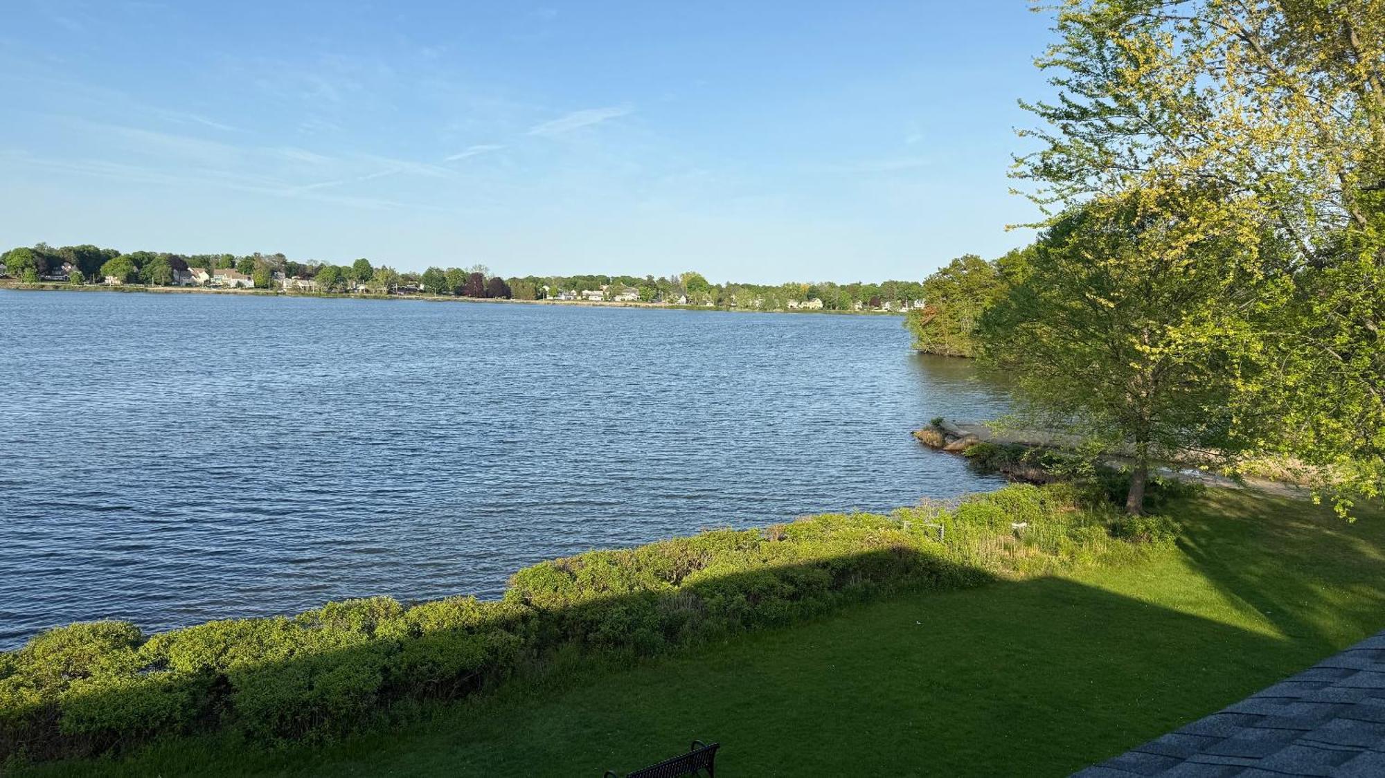 Lakeside Inn Wakefield Ngoại thất bức ảnh